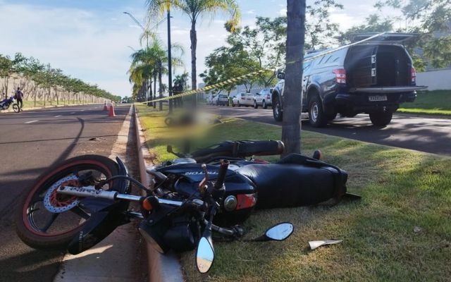 João Gabriel morreu no local, antes mesmo da chegada do socorro; Fotos e vídeo: Sidnei Bronka/Ligado Na Notícia