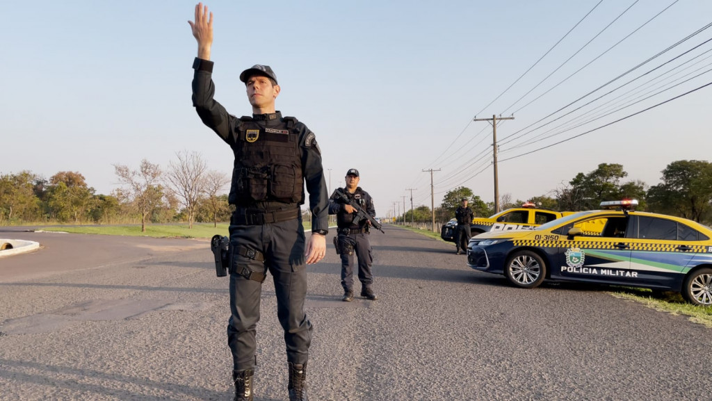 Operação seguirá até às 6h de segunda-feira; Foto: PMR