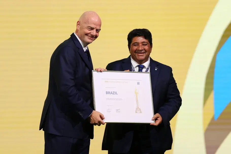 Presidente da CBF, Ednaldo Rodrigues, com o presidente da Fifa, Gianni Infantino (Foto: Divulgação/Fifa)