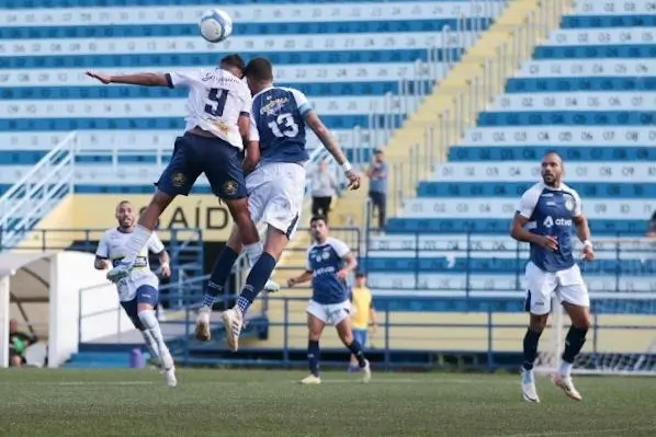 CREC segurou pressão quase até o fim, mas levou o gol (Foto: Gessica Pacheco do Vale/EC Santo André)