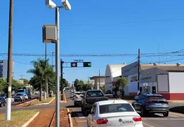 Rua Brasil com a Avenida Marcelino Pires; Foto: Flávio Verão