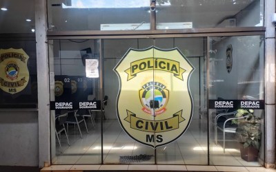 Homem é preso por porte de drogas e agressão a policiais militares em Dourados